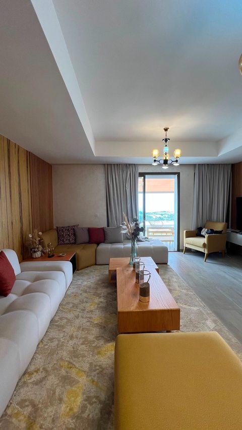 Living room opening onto the terrace